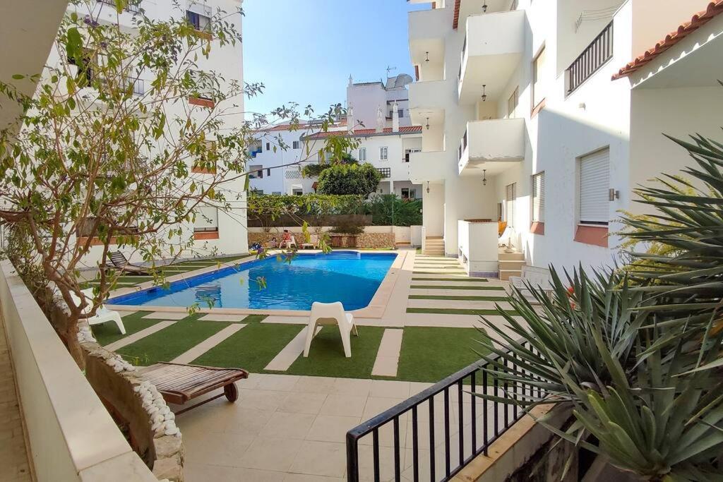 אלבופיירה Gyula Old Town Apartment מראה חיצוני תמונה